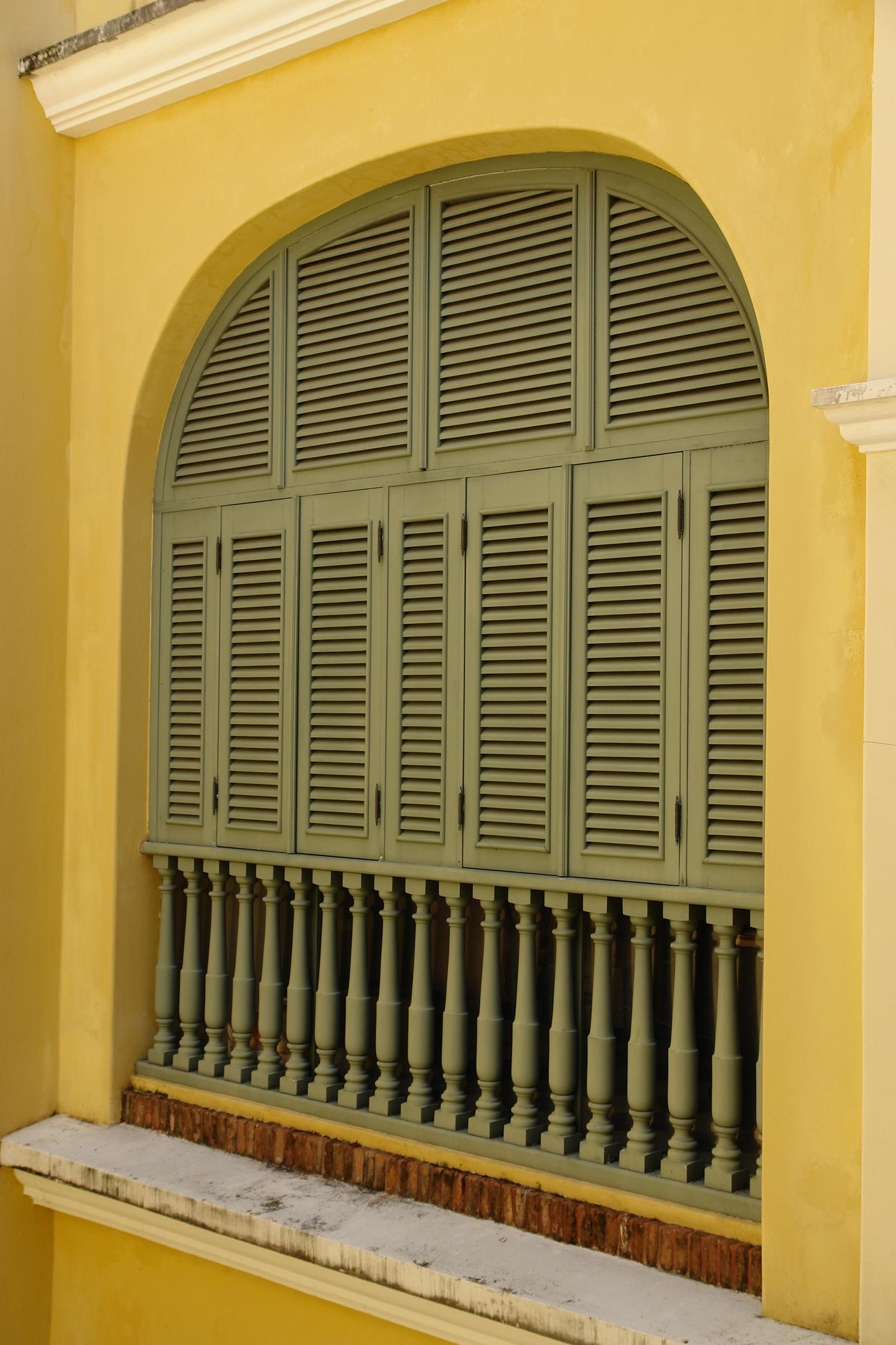 Calle de la Fortaleza 56 - Antigua Real Audiencia - Conservatorio De Artes Del Caribe - San Juan (Viejo San Juan) - 2011 00021